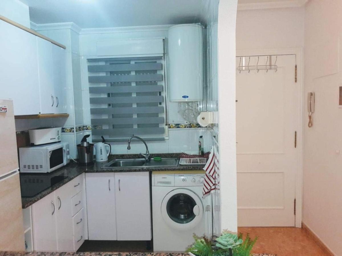 Apartament Margaret Torrevieja Esterno foto