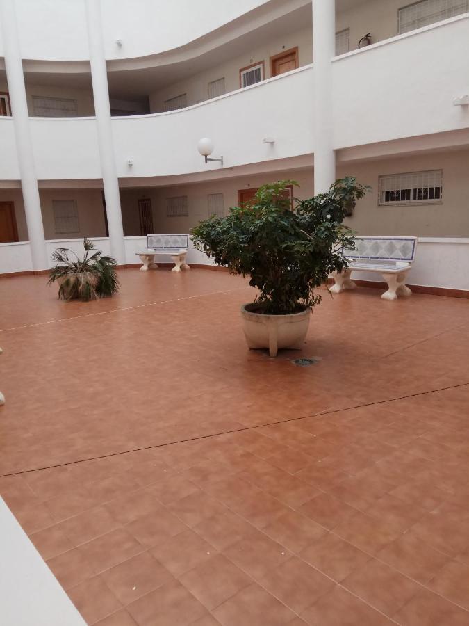 Apartament Margaret Torrevieja Esterno foto