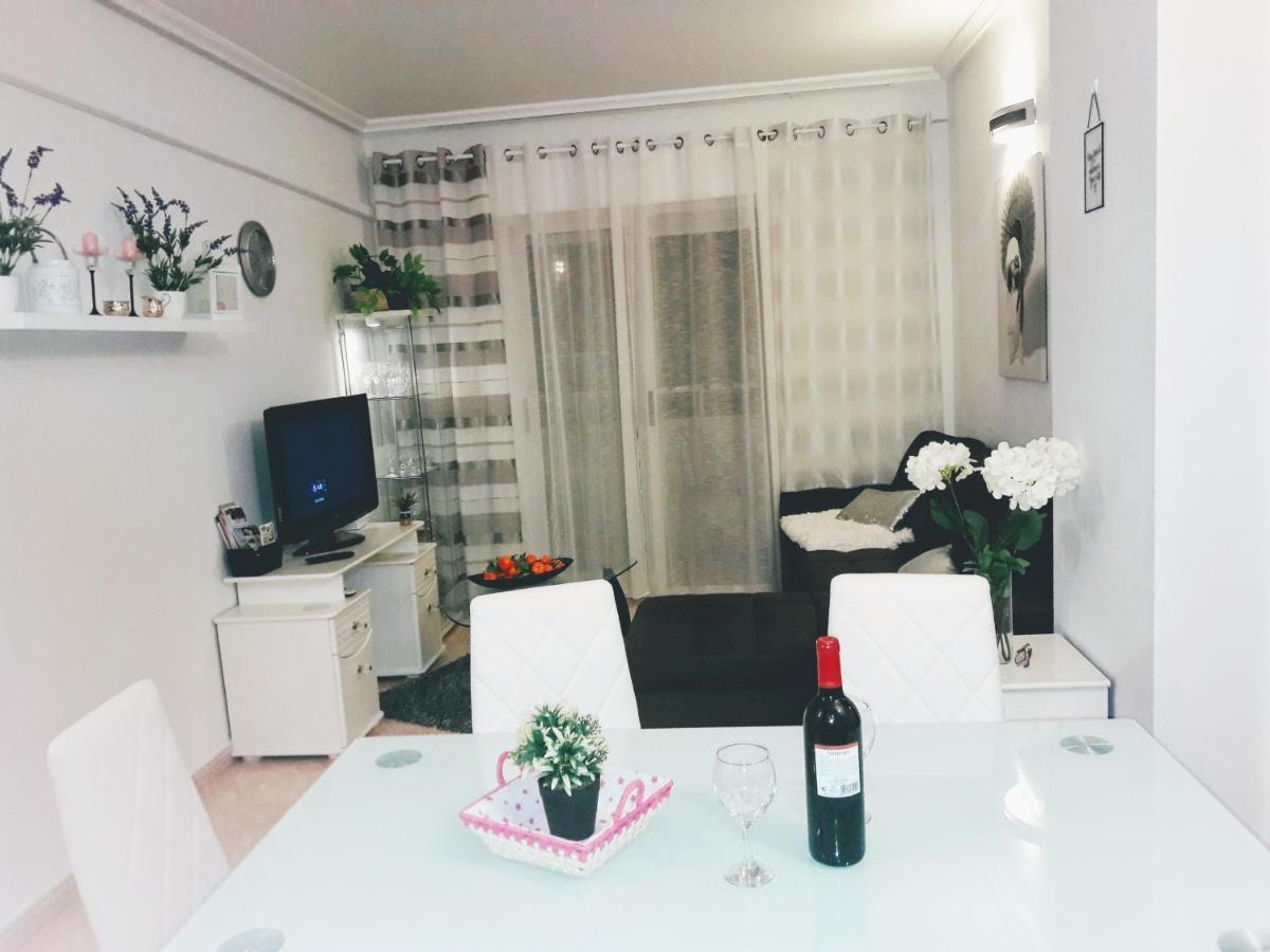 Apartament Margaret Torrevieja Esterno foto